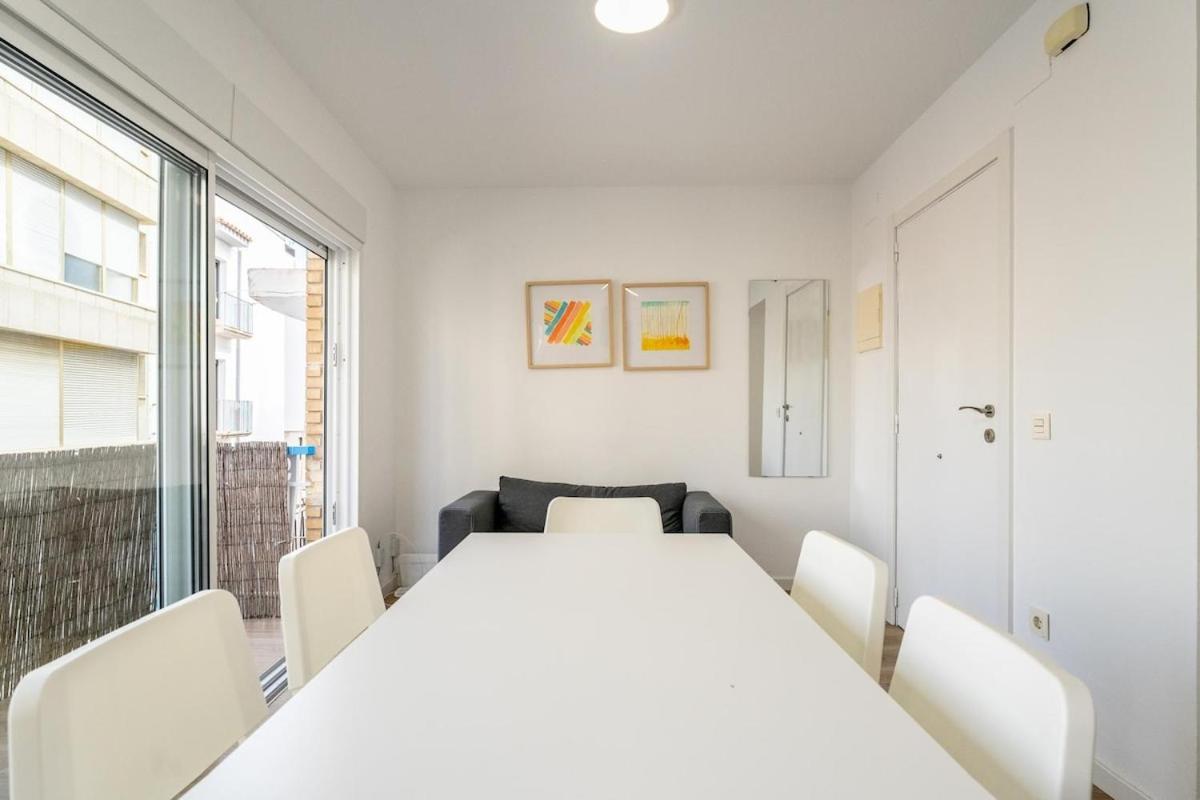 Apartment Near The Sea Cambrils Exterior foto